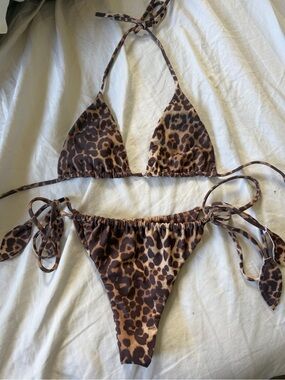 Benoa Swim SAHARA print